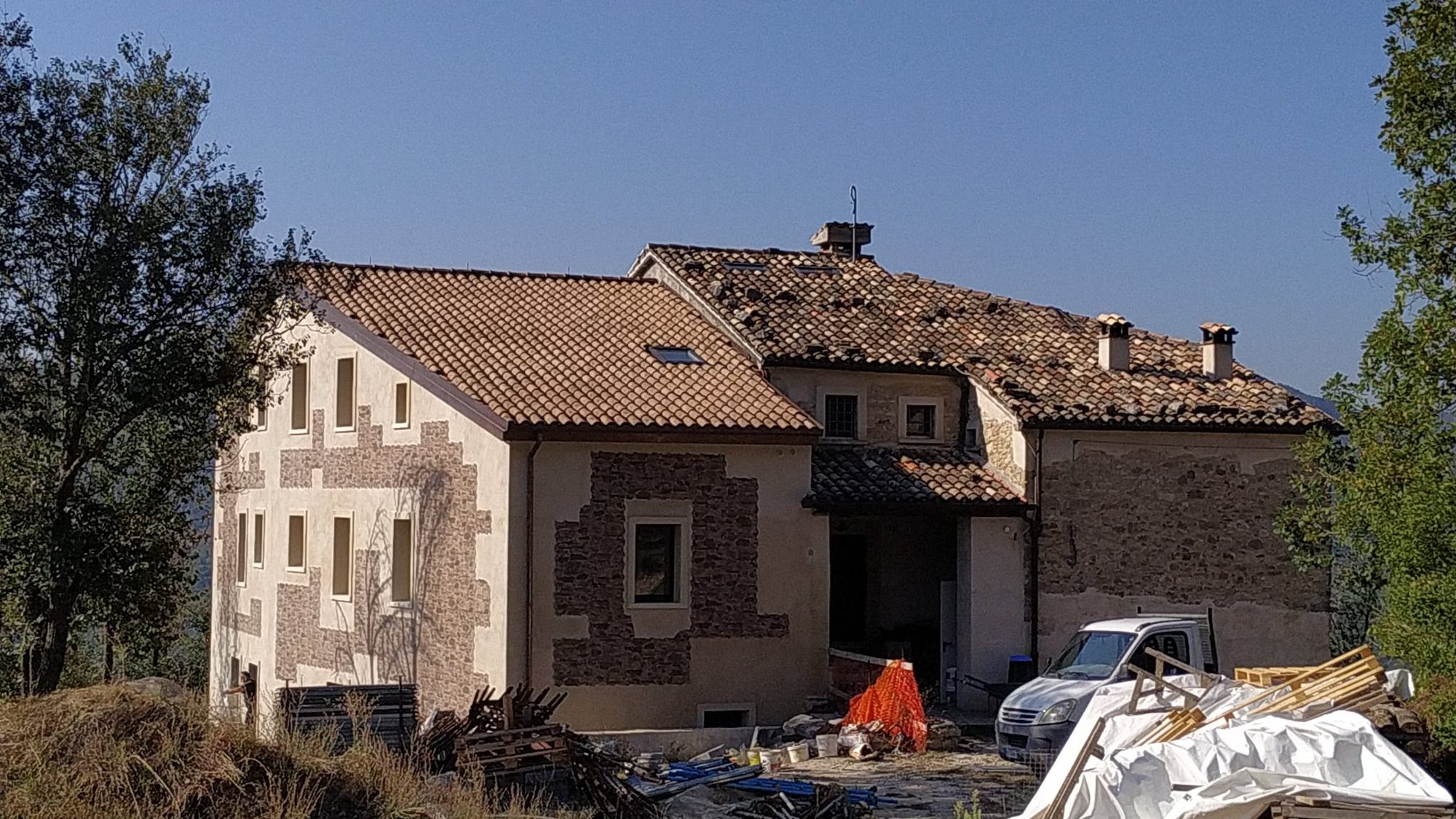 Ricostruzione in legno, Loc. Antiata di Monterone, Setino (AR)